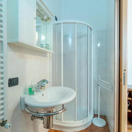 3 Bedroom Lovely In Torza Chiama