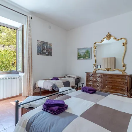 Vakantiehuis 3 Bedroom Lovely In Torza