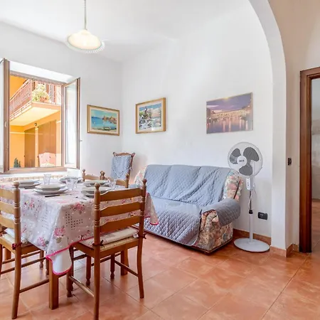 Vakantiehuis 3 Bedroom Lovely In Torza *